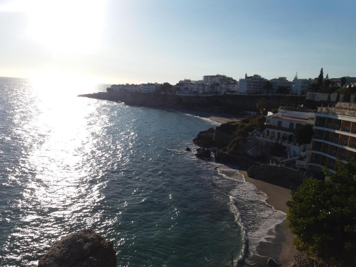 Playa Torrecilla Piscina Centro 2 Habitaciones Nerja Exterior photo